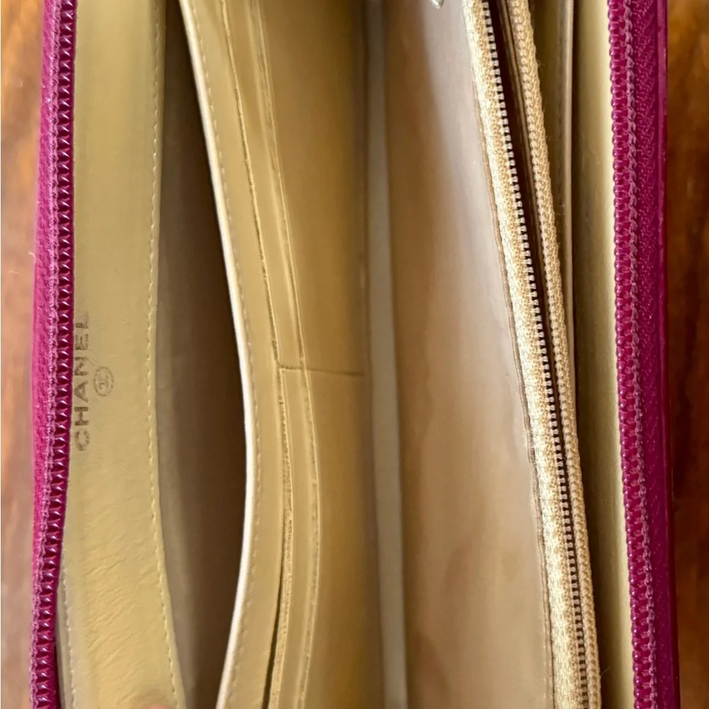 Chanel Pink Camellia Long Zippy Wallet‎